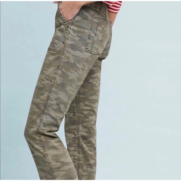 Anthropologie Womens Camo Cropped Flare Pants 32 Utility Pockets Green - Picture 2 of 13